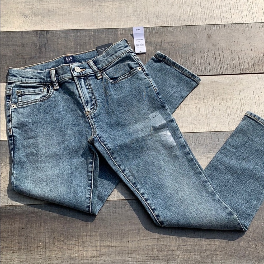 Gap washed jeans
